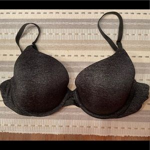Victoria’s Secret Gray Bra 34C